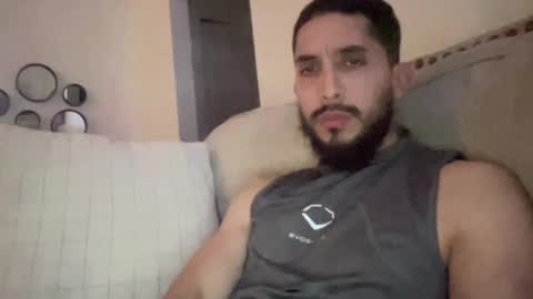 papicubano_guapo23cm online show from 02/27/26, 06:13