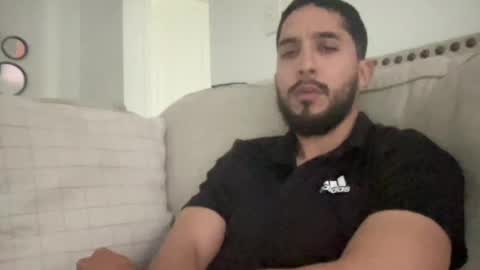 papicubano_guapo23cm online show from 04/30/26, 12:22