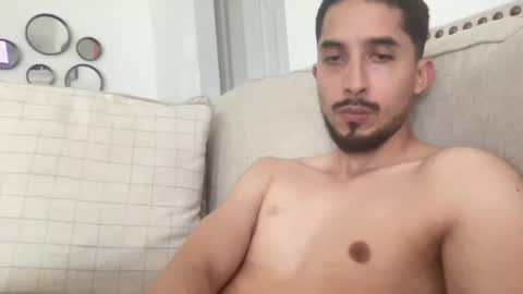 papicubano_guapo23cm online show from 05/31/26, 06:20
