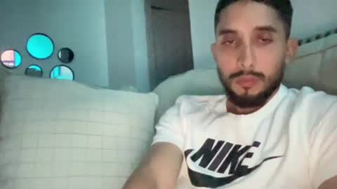papicubano_guapo23cm online show from 07/11/26, 03:42