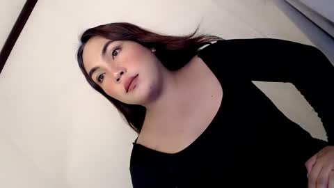 Fina Dwarf online show from 12/16/25, 02:16