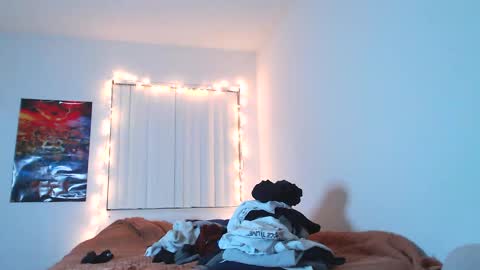 Snapshot of papijakey chatting on 02/27/25, 03:47 -- New Videos Down Below online show from 02/27/25, 03:47