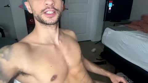 Snapshot of papijakey chatting on 11/03/25, 06:25 -- New Videos Down Below online show from 11/03/25, 06:25