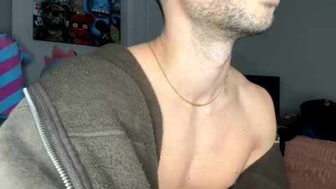 Snapshot of papijakey chatting on 11/12/25, 12:33 -- New Videos Down Below online show from 11/12/25, 12:33