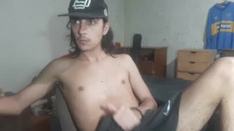 Snapshot of papito20cm chatting on 12/22/24, 06:06 Lau online show from 12/22/24, 06:06