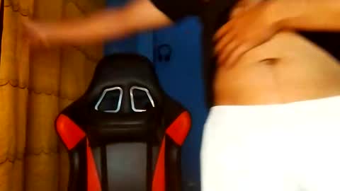 Snapshot of papuh2007 chatting on 02/15/26, 03:03 papuh2007 online show from 02/15/26, 03:03