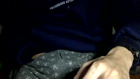 Snapshot of papy_dani33 chatting on 09/19/25, 07:54 papy_dani33 online show from 09/19/25, 07:54