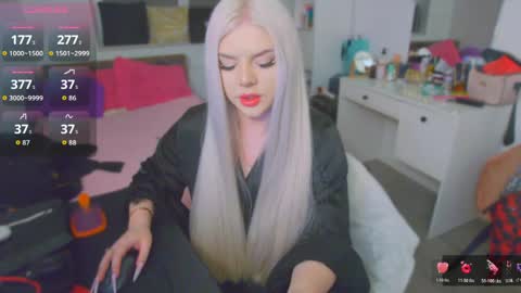 Snapshot of paradise_for_you_ chatting on 04/29/26, 02:48 Victoria online show from 04/29/26, 02:48