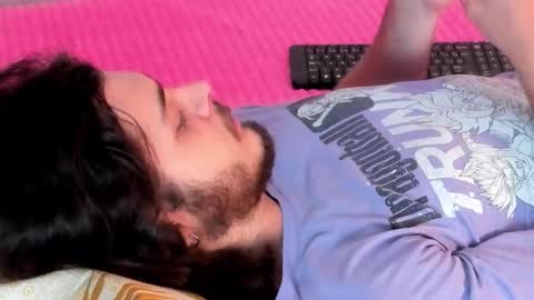 Snapshot of paranoidtemptaion_ chatting on 11/04/25, 12:04 paranoidtemptaion_ online show from 11/04/25, 12:04