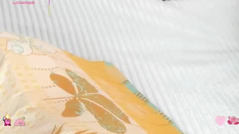 Snapshot of paranoidtemptaion_ chatting on 11/06/25, 12:06 paranoidtemptaion_ online show from 11/06/25, 12:06