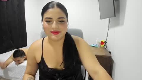 pareja_curiosa19 online show from 02/13/26, 01:23