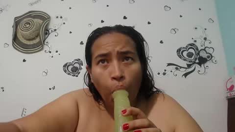 Luna online show from 12/26/24, 09:44