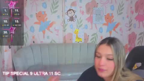 Snapshot of paris09_v chatting on 05/10/26, 01:16 PARIS online show from 05/10/26, 01:16