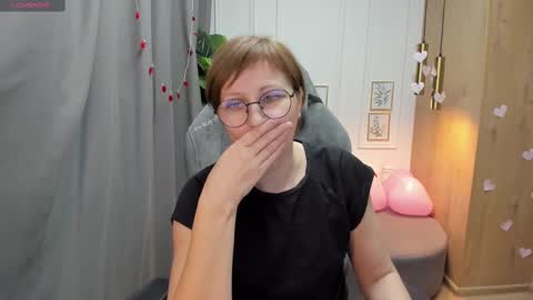 Paris online show from 02/18/25, 07:52