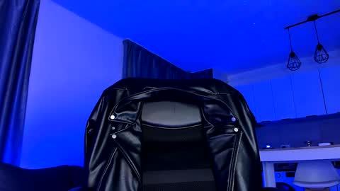 Paris online show from 12/06/24, 11:47