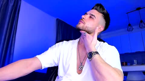 Paris online show from 01/18/25, 08:51