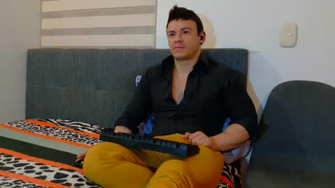 Mark Paris online show from 11/07/25, 04:12