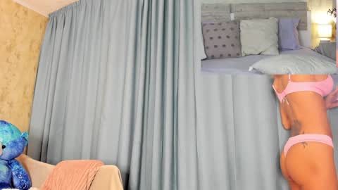 Snapshot of paris_x_hilton chatting on 12/14/24, 05:07 Paris online show from 12/14/24, 05:07