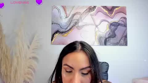 Snapshot of parisangel_ chatting on 06/25/26, 05:12 Paris online show from 06/25/26, 05:12