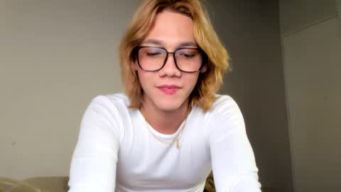 connie online show from 01/04/25, 10:02