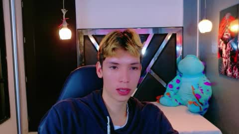 park_jimin1 online show from 01/16/26, 12:31