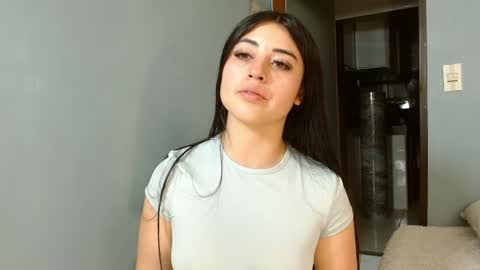 Snapshot of parker_leex chatting on 03/31/26, 12:23 parker_leex online show from 03/31/26, 12:23