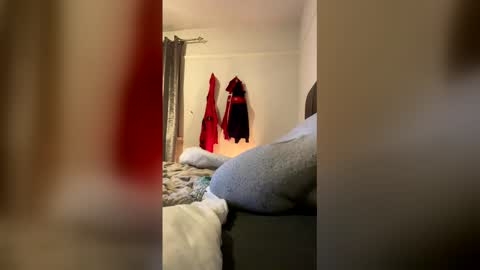 Snapshot of parkertom525 chatting on 04/12/26, 08:03 parkertom525 online show from 04/12/26, 08:03