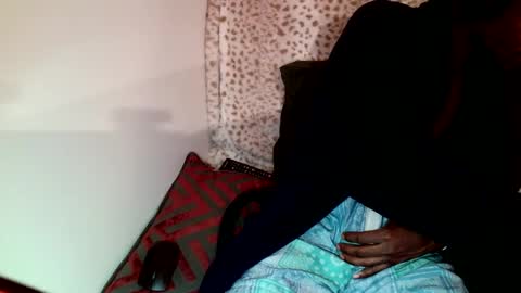 Snapshot of parlaytellio chatting on 03/06/25, 02:09 Parlay Tellio online show from 03/06/25, 02:09