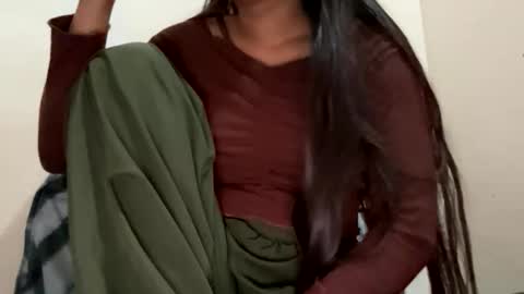 Snapshot of parneetu_642 chatting on 02/02/26, 06:01 parneetu_642 online show from 02/02/26, 06:01