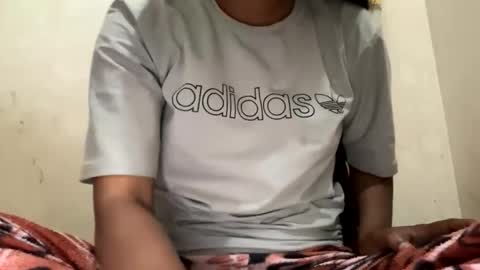 Snapshot of parneetu_642 chatting on 02/22/26, 05:30 parneetu_642 online show from 02/22/26, 05:30