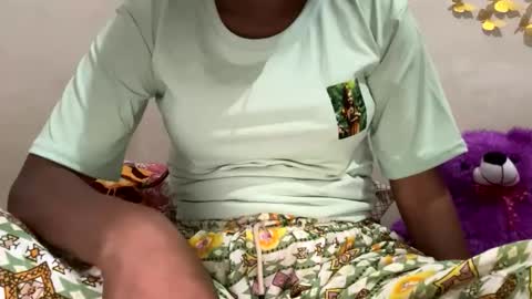 Snapshot of parneetu_642 chatting on 03/13/26, 05:25 parneetu_642 online show from 03/13/26, 05:25