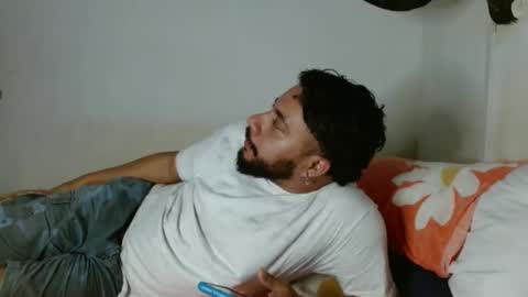 Snapshot of partisano77 chatting on 01/03/25, 04:22 Partisano77 online show from 01/03/25, 04:22