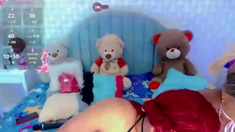 Snapshot of party_duo_trans chatting on 02/21/25, 05:02 sara y cata online show from 02/21/25, 05:02