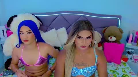 Snapshot of party_duo_trans chatting on 11/06/25, 05:08 sara y cata online show from 11/06/25, 05:08