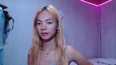 pasadiria online show from 04/25/26, 01:19