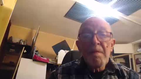 Snapshot of pascal88881 chatting on 12/23/24, 01:56 pascal88881 online show from 12/23/24, 01:56