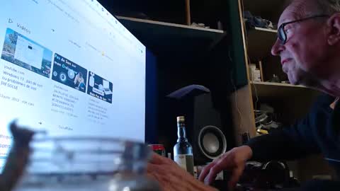 Snapshot of pascal88881 chatting on 11/23/25, 06:52 pascal88881 online show from 11/23/25, 06:52