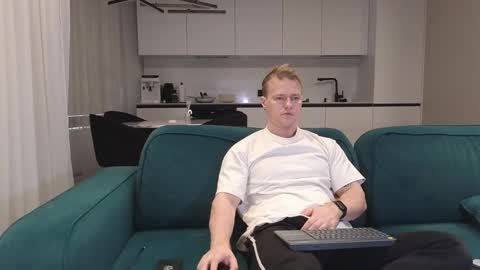 Pashka online show from 02/21/25, 08:29