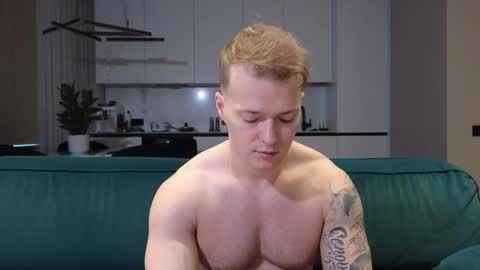 Pashka online show from 10/17/25, 06:49