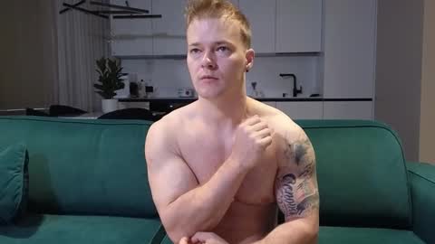 Pashka online show from 10/21/25, 06:03