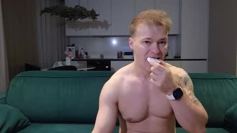 Pashka online show from 11/29/25, 06:16