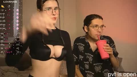 Zoe online show from 09/16/25, 08:15