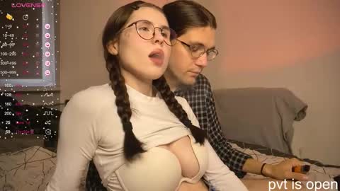 Zoe online show from 09/19/25, 08:16