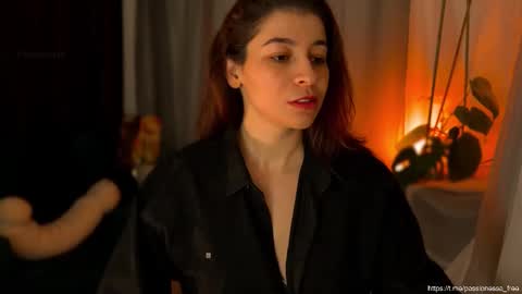 Snapshot of passionessa chatting on 03/28/26, 01:05 Call me Miss Alice Careful Passion Queen online show from 03/28/26, 01:05