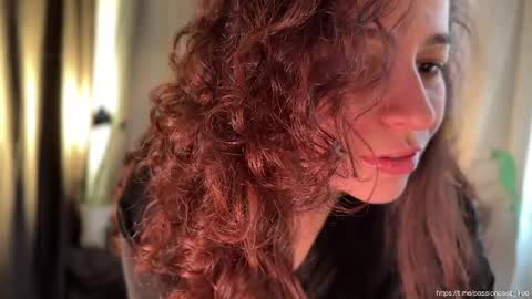 Snapshot of passionessa chatting on 04/06/26, 03:59 Call me Miss Alice Careful Passion Queen online show from 04/06/26, 03:59