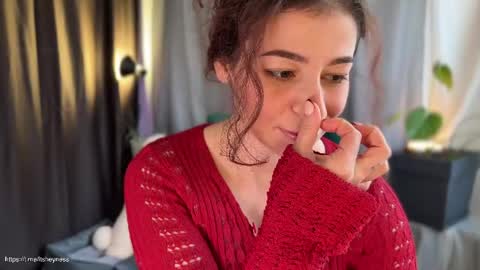 Snapshot of passionessa chatting on 04/11/26, 10:30 Call me Miss Alice Careful Passion Queen online show from 04/11/26, 10:30