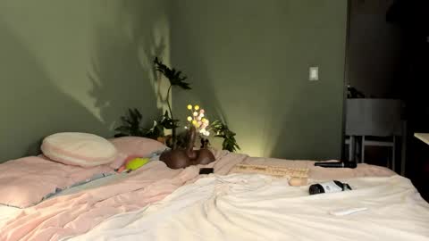 Snapshot of passionlover_ chatting on 02/03/26, 02:53 online show from 02/03/26, 02:53