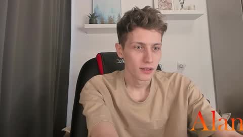 Snapshot of passionprince69 chatting on 09/30/25, 12:54 Alan online show from 09/30/25, 12:54