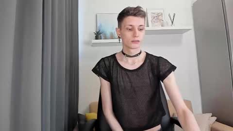 Snapshot of passionprince69 chatting on 10/14/25, 05:52 Alan online show from 10/14/25, 05:52