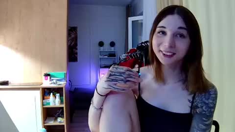 Snapshot of pastyfinley chatting on 07/28/26, 04:39 Milena online show from 07/28/26, 04:39